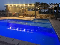Africa Awaits Lodge & Safaris - С бассейном