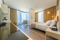 Chic Boutique Hotel Vlore - Pools