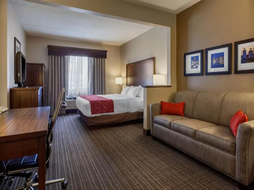 Comfort Suites - Gym
