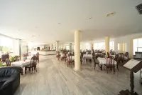 Maracaibo Aparthotel - Bãi đậu xe