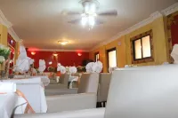 Hotel Luxe Confort Hotels near Centre Commercial Moderne de Tabarre 36