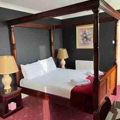 Caledonian Hotel Rooms