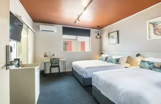 費爾菲爾德睡帽酒店