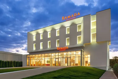 Ramada by Wyndham Targu Jiu Hotels in Târgu Jiu