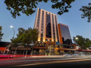 TRYP by Wyndham Pulteney Street Adelaide