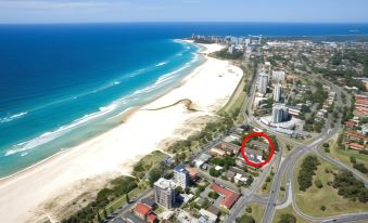 Bila Vista Kirra Beachside Apartments