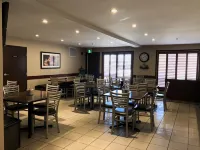Super 8 by Wyndham Brandon MB Các khách sạn ở Brandon