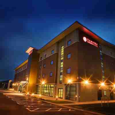 Ramada Plaza by Wyndham Wrexham Hotel Exterior