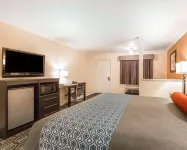 Rodeway Inn & Suites Colton-Riverside