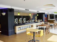 Yusra Inn Hotel Bekasi Hotels in Bekasi City