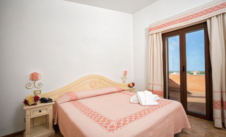 Hotel Montiruju - Housity