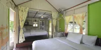 Phuzai Kaew Resort - Bungalow Four People