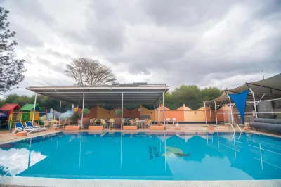 Falcon Heights Hotel Hotels in 