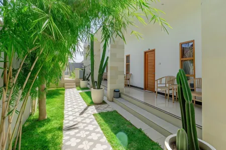 Seven Angels Villa and Hostel