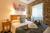 A Quinta Das Maceiras Hotels near Pazo de Altamira Cumeiro