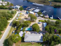 Steinhatchee River Inn and Marina