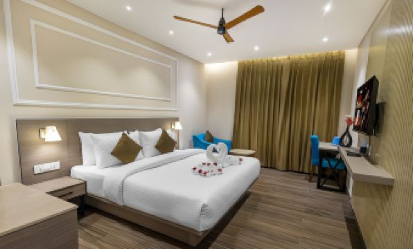 2. 프라이드 호텔 ..