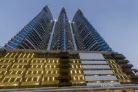 Adagio Premium Dubai Al Barsha Hôtels à proximité de : DIOR Dubai Mall of the Emirates