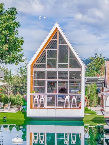 รูปภาพของในเขาคาเฟ่ แอนด์ รีสอร์ท @บ้านนา