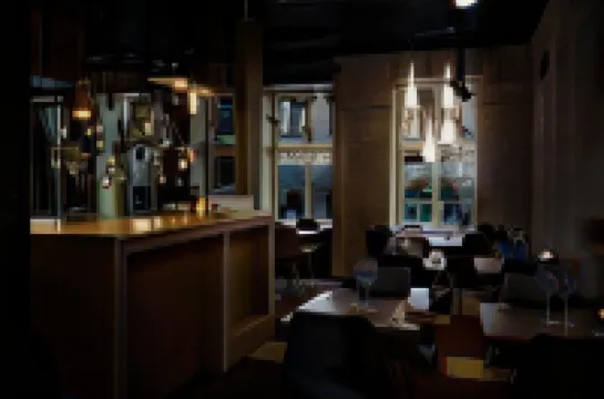 Mayfair Hotel Tunneln