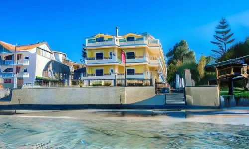Andreolas Luxury Suites