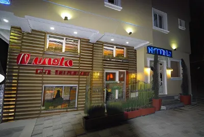 Hotel Town House Hotels near Pomnik Fryderyka Chopina