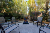 Beachhouse Bed and Breakfast Hotels in Redcliffe