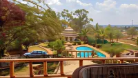 Banda Lodge - Pools