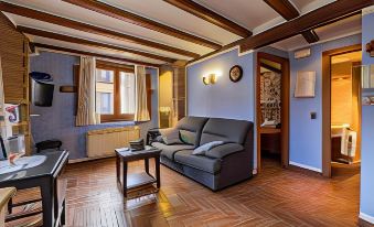 Hotel Apartamentos Melihah - Housity