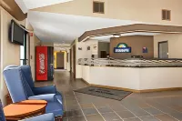 Days Inn by Wyndham Middletown Hôtels à : Warwick