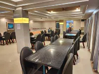 Hotel Geetha International - Barer