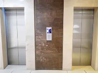 Luxury 1Bedroom Apartment Hotels near The Raja Bazaar