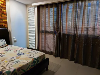 Posh Beds with City View and Pools Hotels in Mandaluyong City