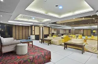 Hotel Paras
