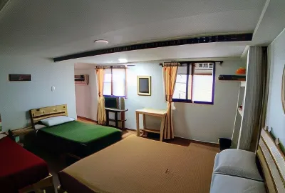 三角咖啡旅館 - 青年旅舍 住宿飯店