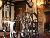 The Dog Inn Hotel a Halstead
