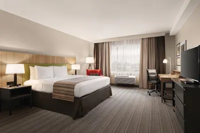 Country Inn & Suites by Radisson, Belleville, on Hotels near American Eagle Store