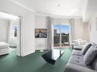 Sydney Airport Suites Hotels in Mascot