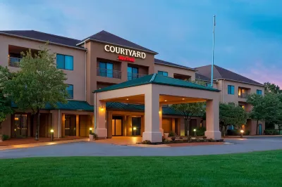 Courtyard Akron Fairlawn Hotel a 