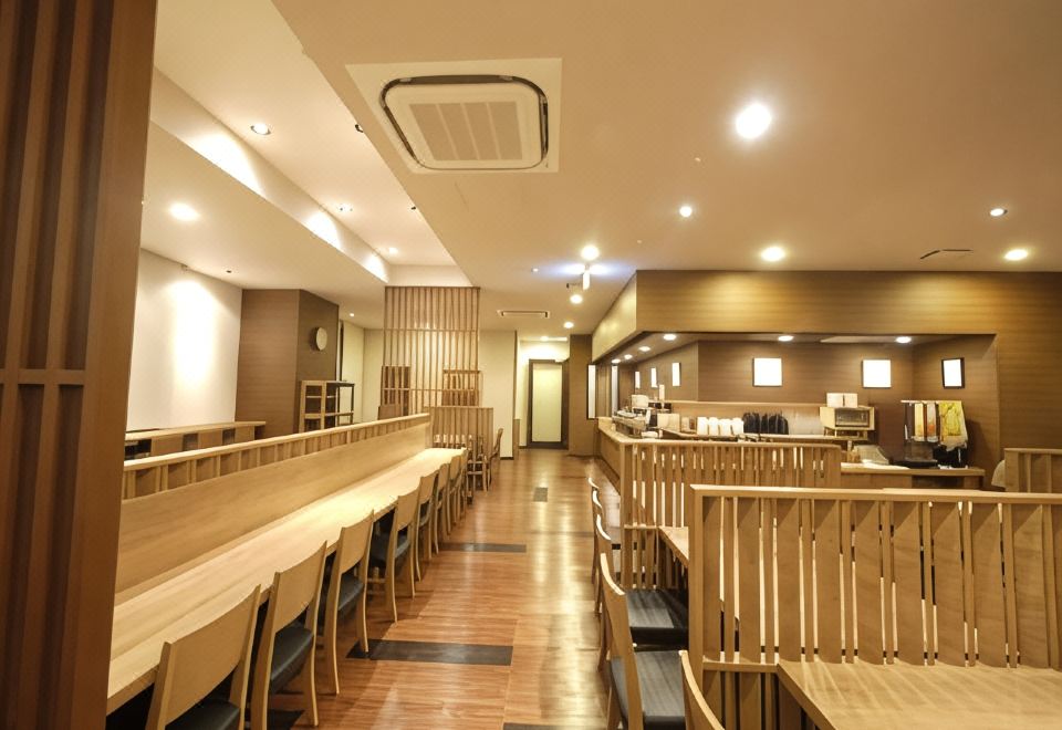 3. 호텔 루트 인 ..