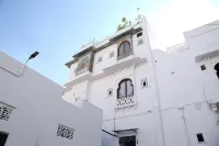 Little Garden Guest House - pemandangan pegunungan