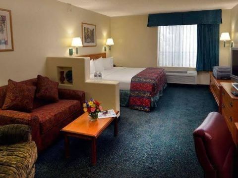 Gateway Studio Suites