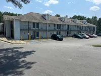 Live in Lodge Lilburn Hotels in Snellville