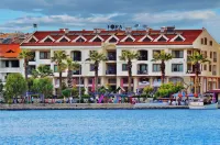 Fora Apart Hotel