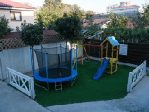 ヴィラ ボルドー ガラツのホテル