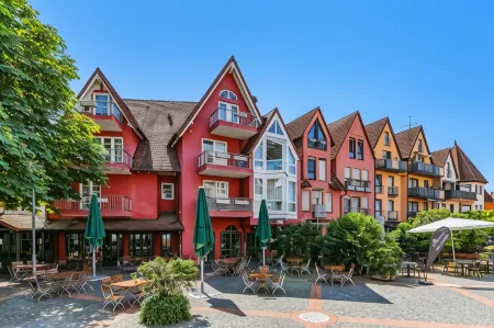 Parkhotel Frankfurt Airport Отели рядом с достопримечательностью «European Baha'i House of Worship (Baha'i-Haus der Andacht)»