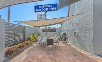 Alabaster Motor Inn