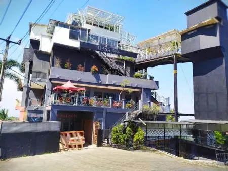 Le Vallon Bandung Отели в г. Cimenyan