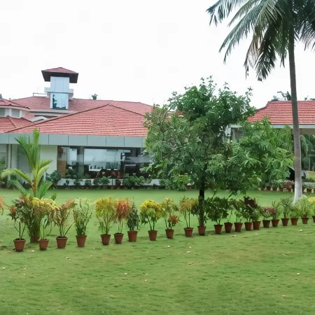 Hotel Kpm Tripenta