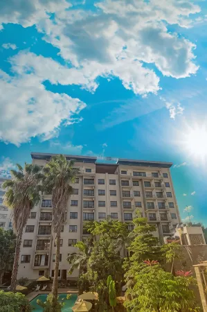 Bidwood Suite Hotel Отели в г. Найроби